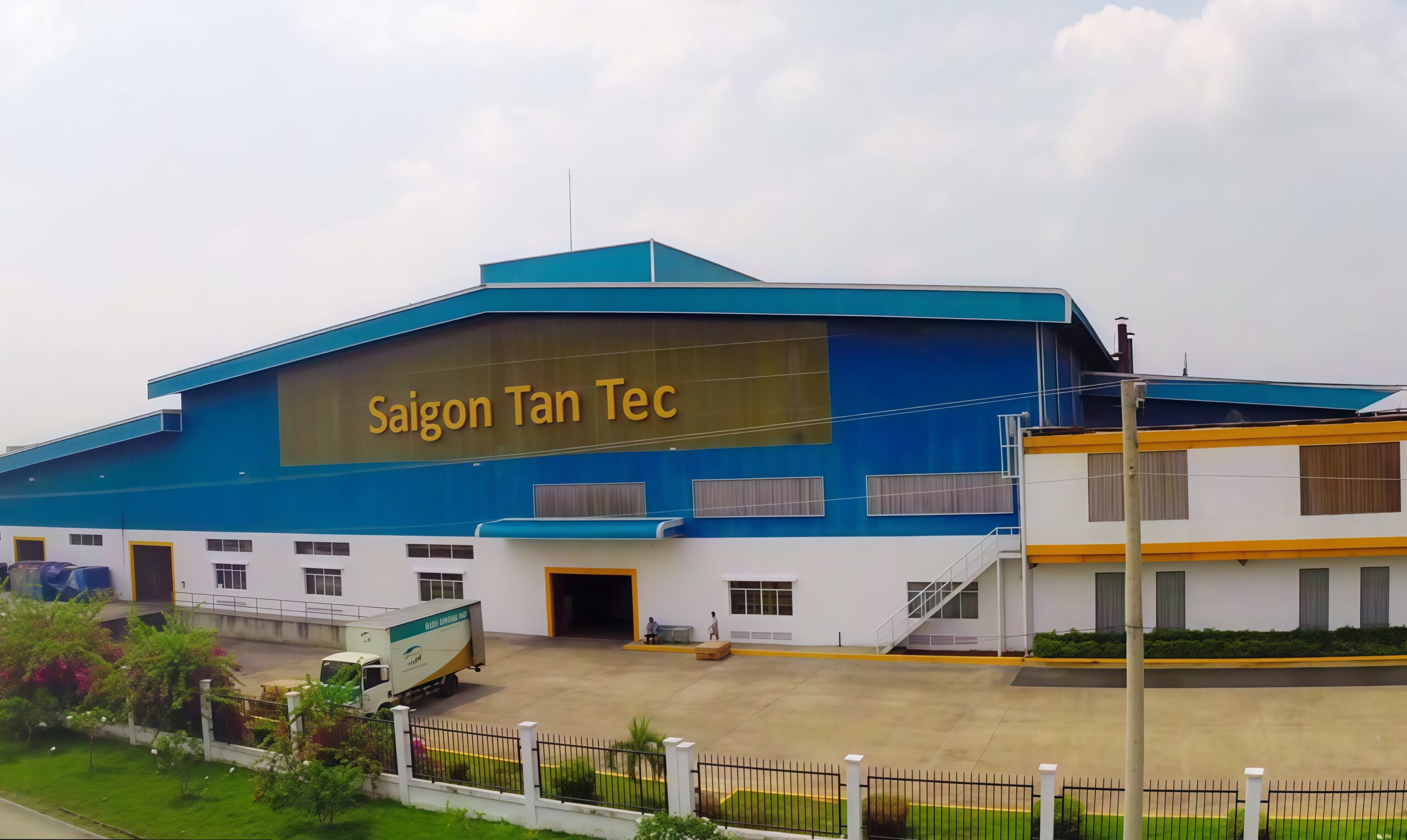 NHÀ MÁY THUỘC DA TAN TEC