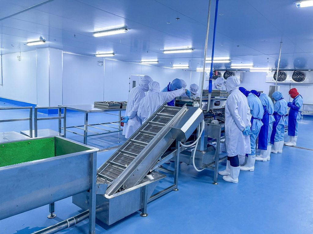 nhà xưởng sản xuất thủy san rlee thành