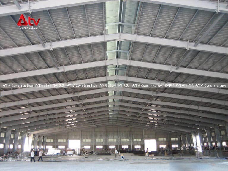 làm nhà xưởng bằng tôn