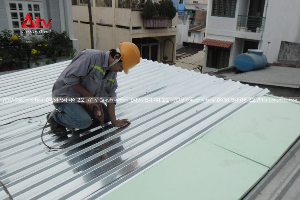 cách âm cách nhiệt cho mái tôn