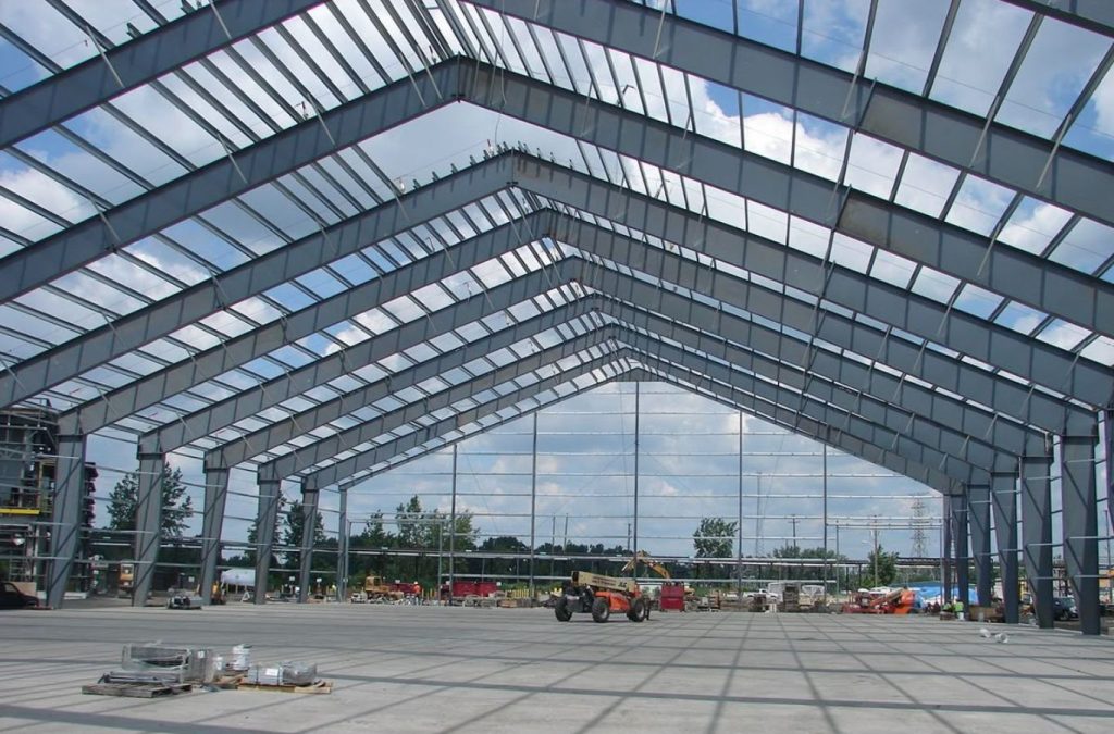 Khung thép nhà xưởng cần đáp ứng yêu cầu chịu lực và điều kiện thời tiết